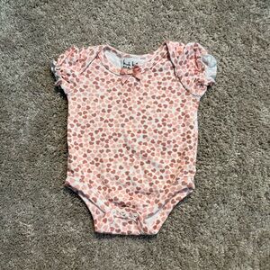 Nicole Miller • Patterned Onesie